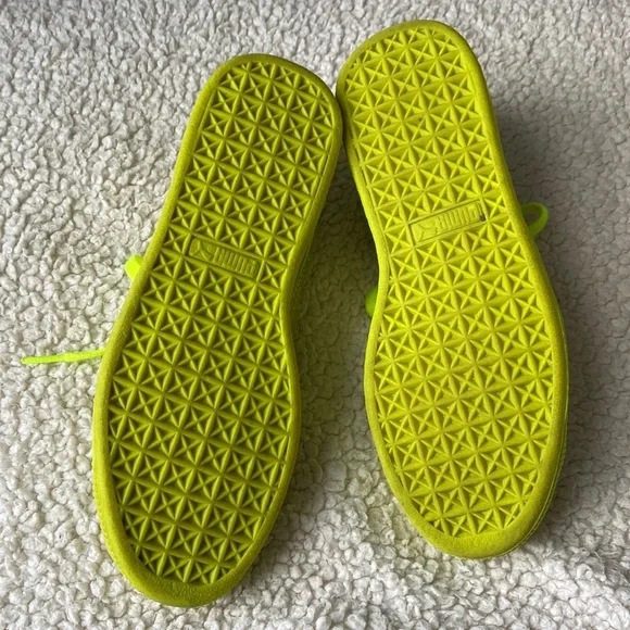 Puma Womens’ Basket Future Minimal Sneaker - Picture 6 of 16